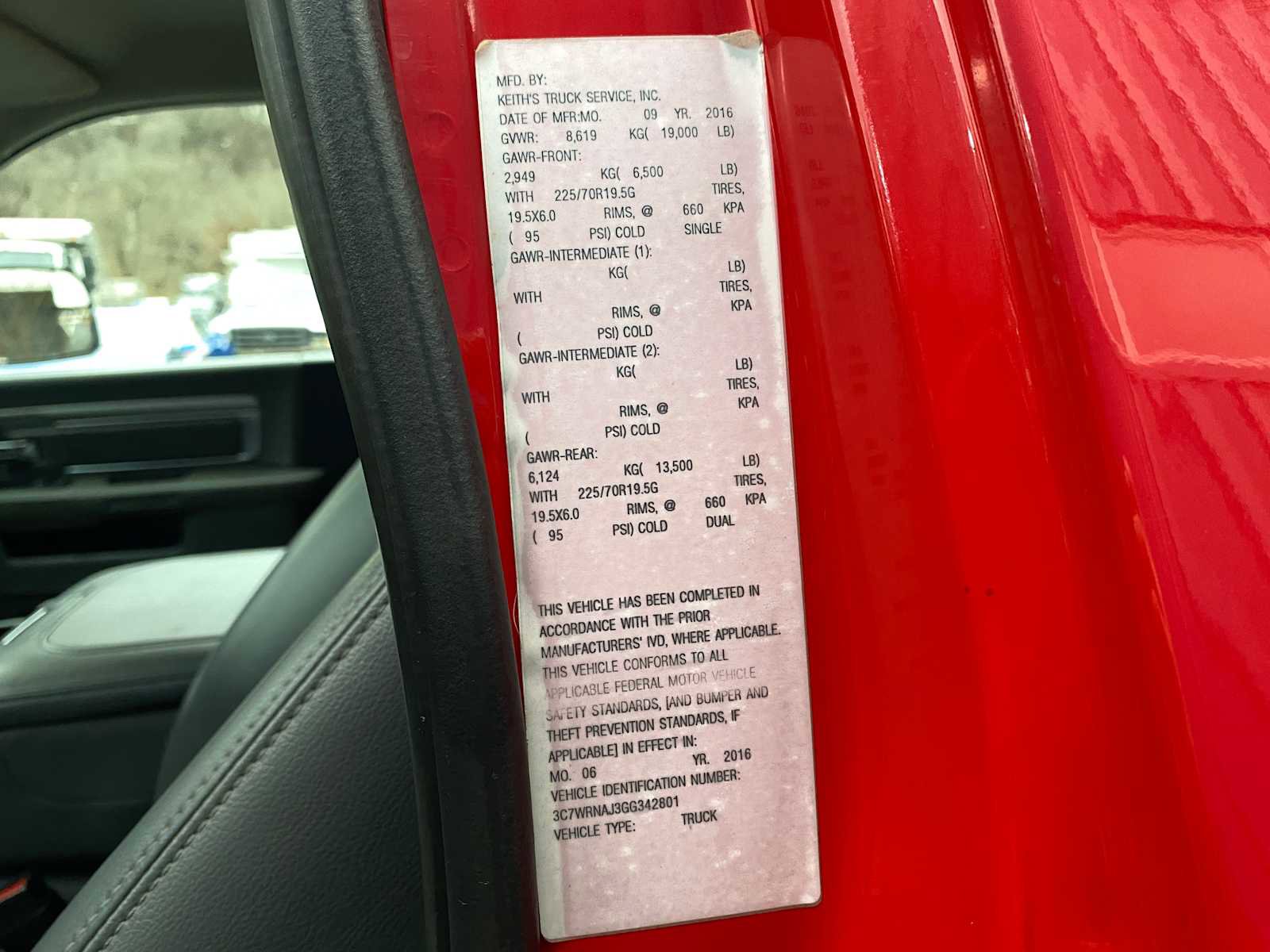 Used 2016 RAM 5500 Tradesman w/ Power Accessory Group image 27