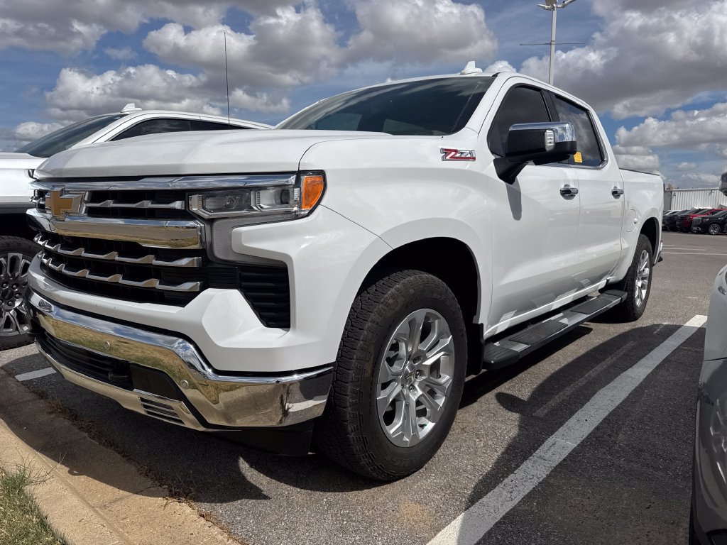 Used 2024 Chevrolet Silverado 1500 LTZ AWD/4WD image 1
