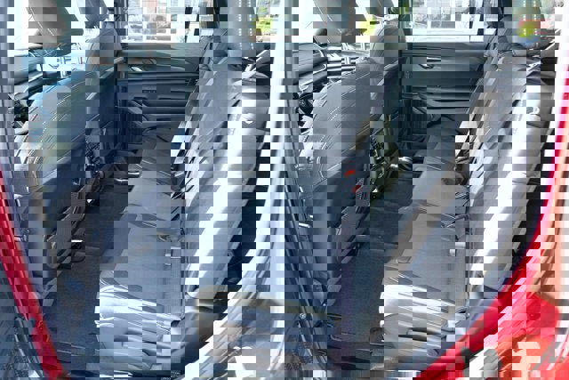 New 2025 Jeep Grand Cherokee L Laredo image 27