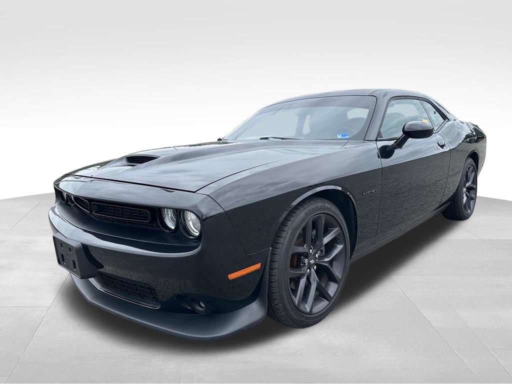 Used 2020 Dodge Challenger R/T w/ Blacktop Package RWD image 34
