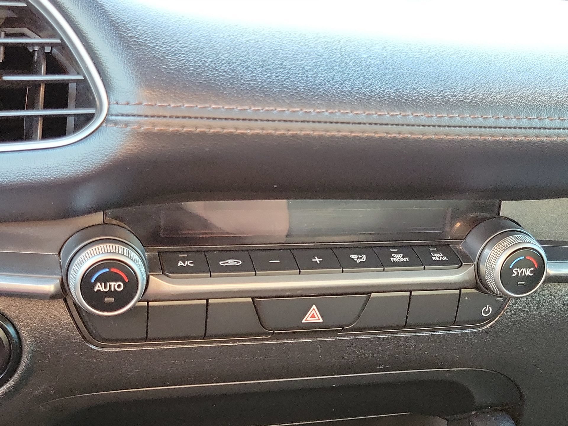 Used 2025 MAZDA MAZDA3 s Sport FWD image 25