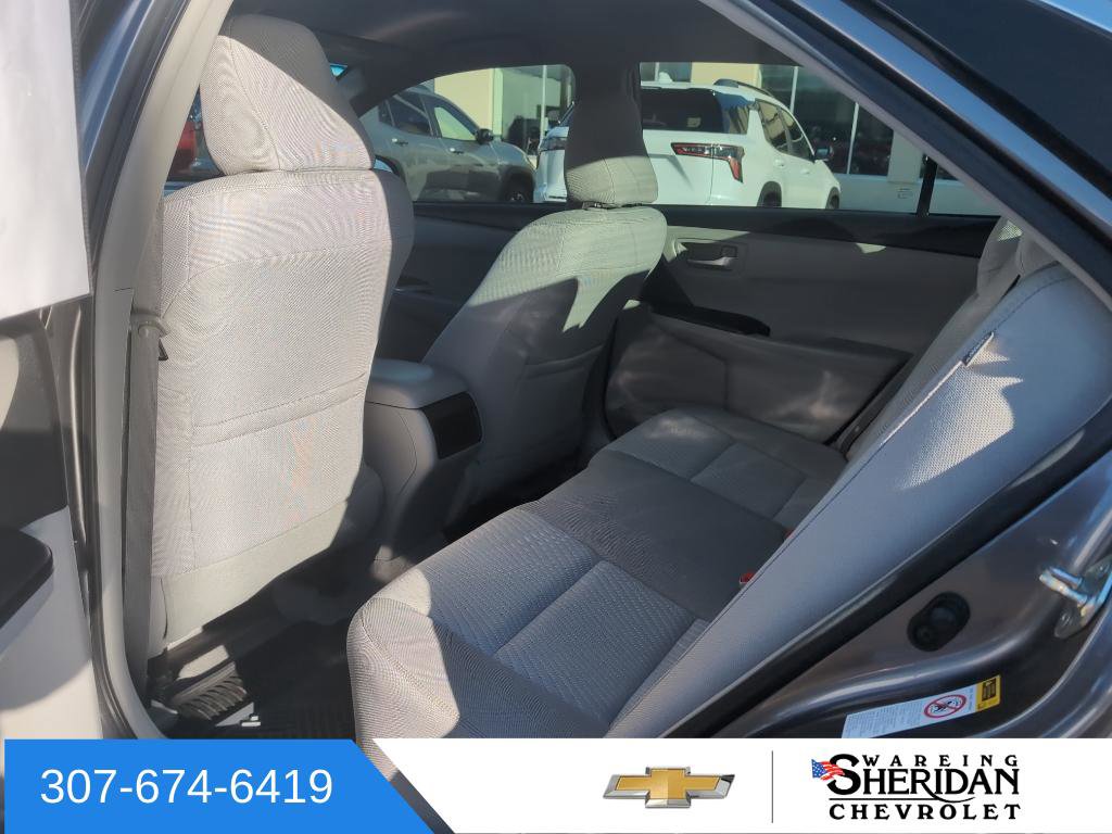 Used 2017 Toyota Camry LE image 23