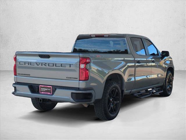 Used 2024 Chevrolet Silverado 1500 Custom w/ LPO, Dark Essentials Package AWD/4WD image 5