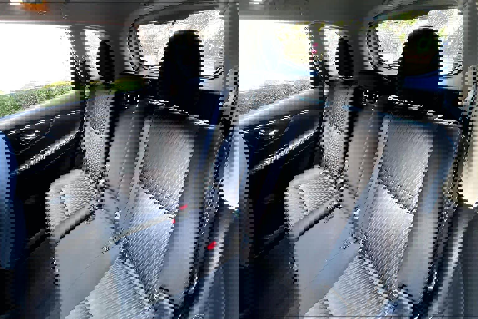 Used 2019 Nissan Rogue SV w/ Sun & Sound Touring Package image 18