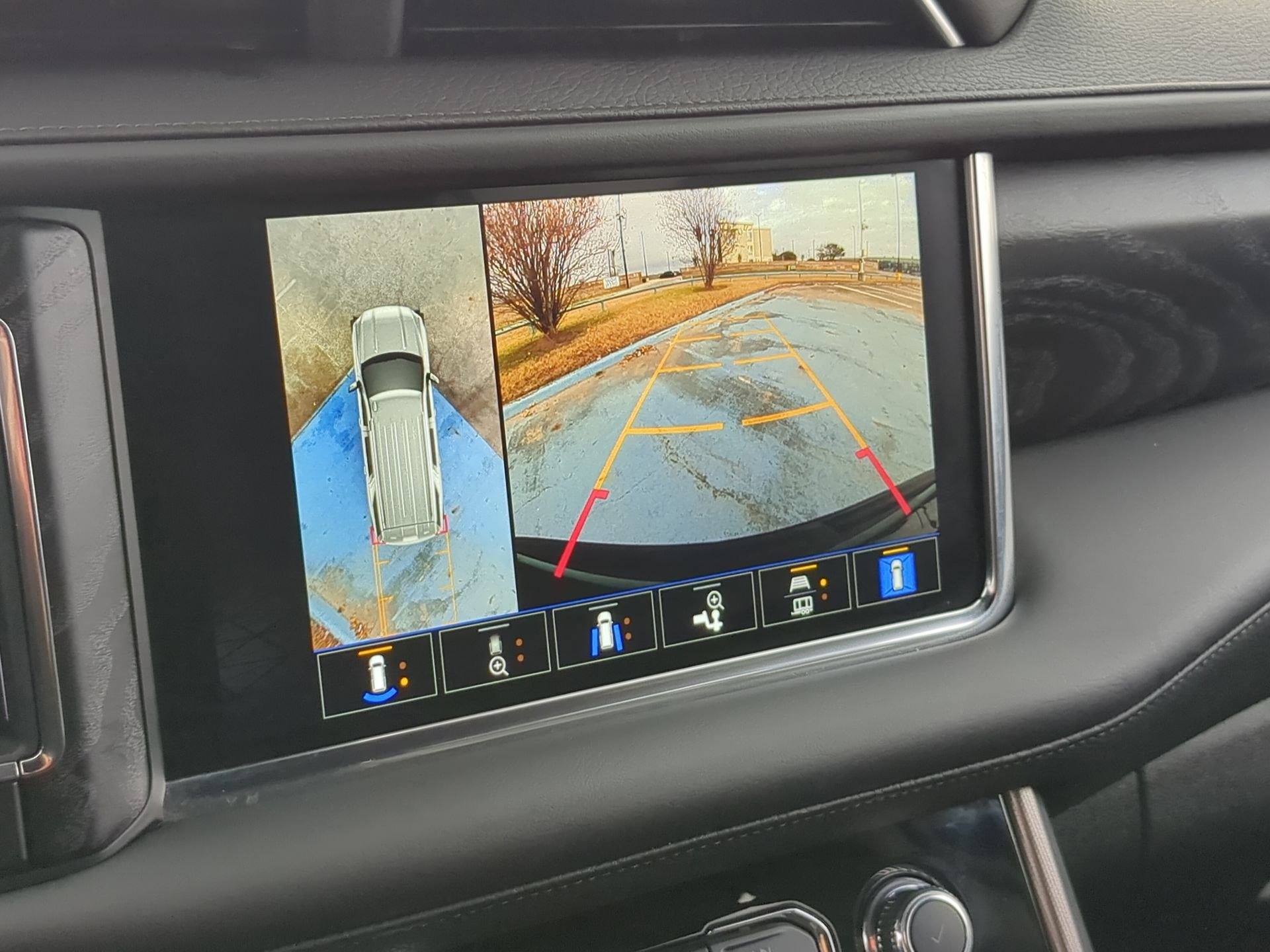 Used 2024 GMC Yukon Denali image 24