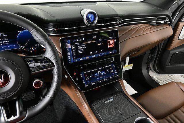 New 2025 Maserati Grecale GT AWD/4WD image 15