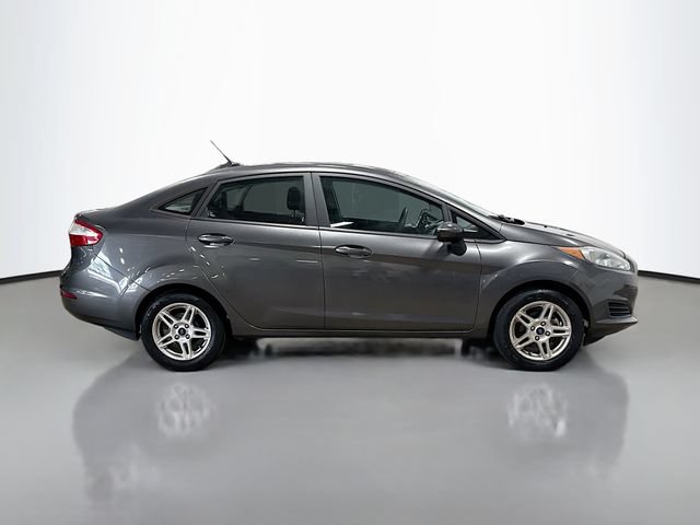 Used 2017 Ford Fiesta SE FWD image 5