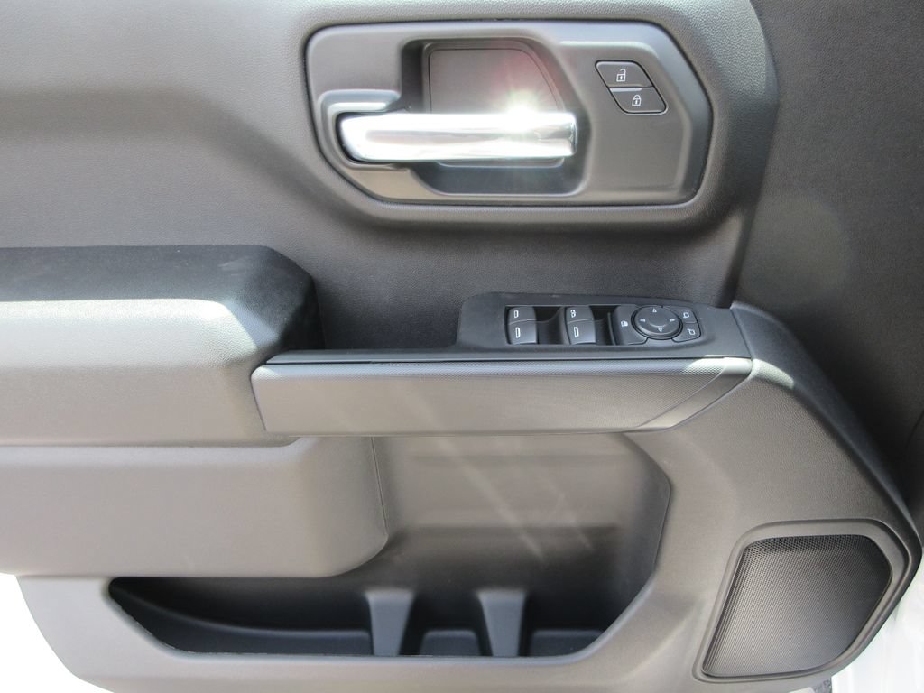 New 2026 Chevrolet Silverado 1500 Custom w/ Turbomax Blackout Package AWD/4WD image 23