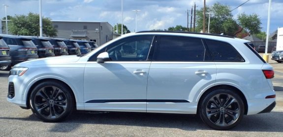 Used 2025 Audi Q7 3.0T Prestige image 1