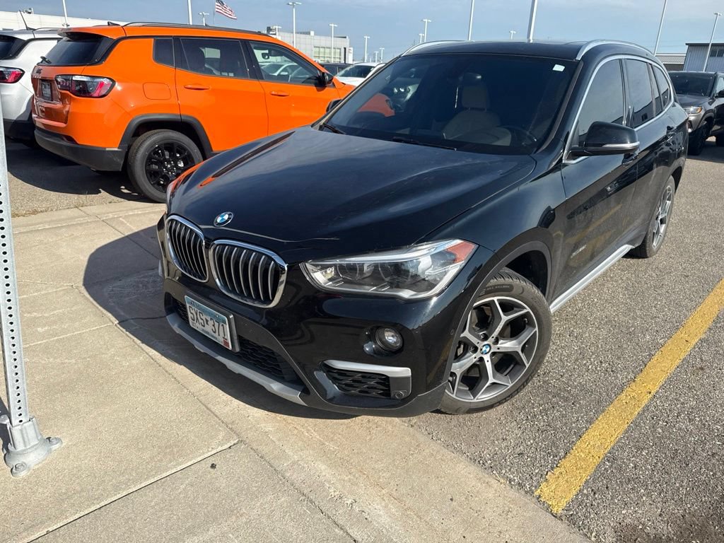 Used 2018 BMW X1 xDrive28i AWD/4WD image 3
