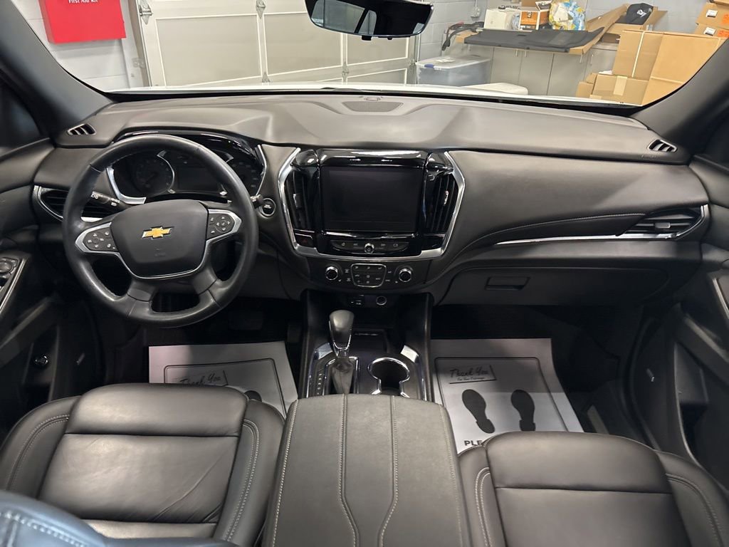 Used 2023 Chevrolet Traverse LT AWD/4WD image 19