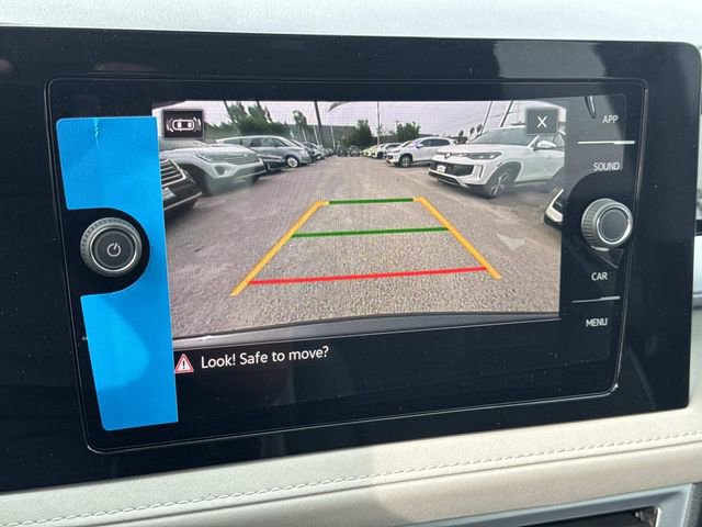 New 2026 Volkswagen Taos SE image 26