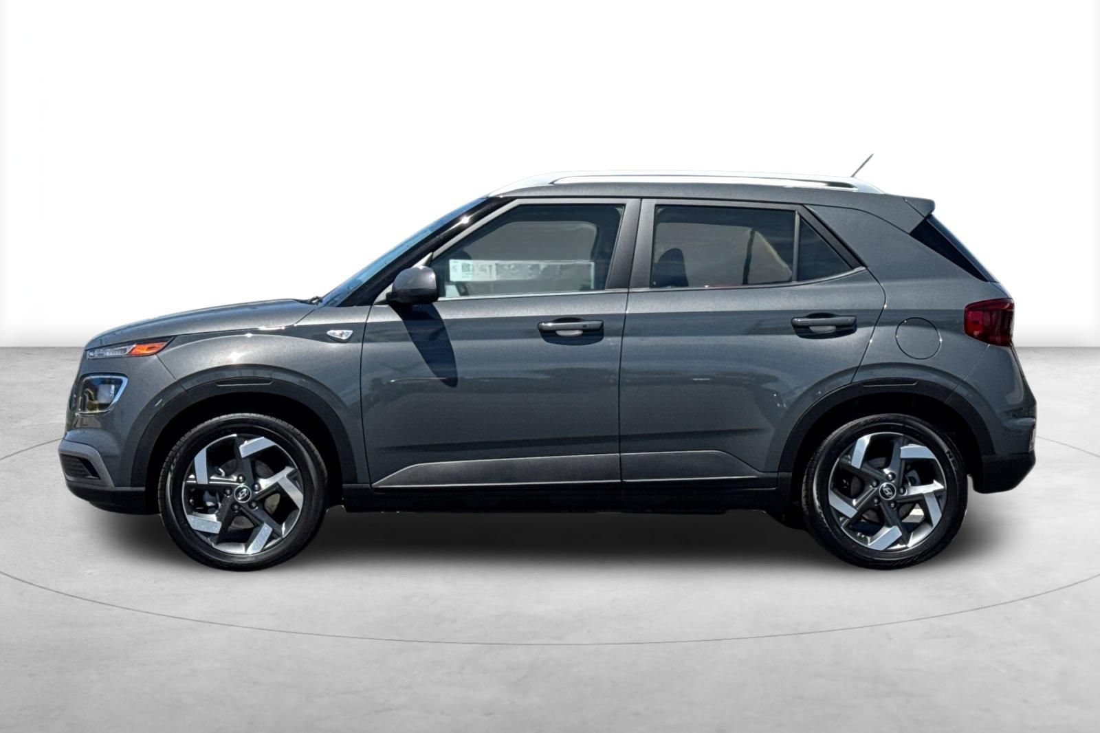 Certified 2026 Hyundai Venue SEL FWD image 3
