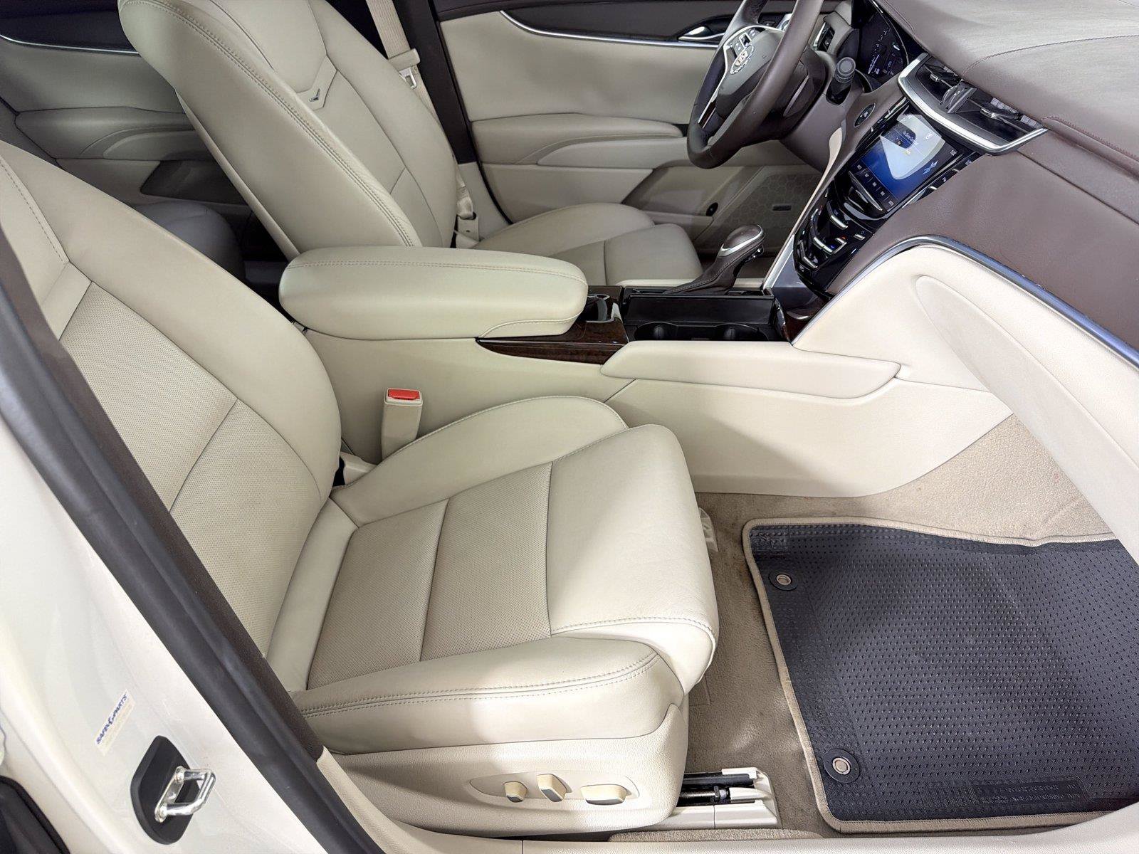 Certified 2014 Cadillac XTS FWD image 11