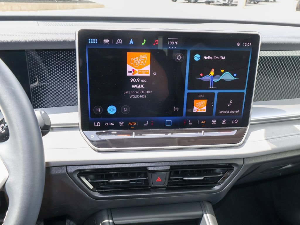Certified 2025 Volkswagen Tiguan SE w/ Panoramic Sunroof Package AWD/4WD image 19