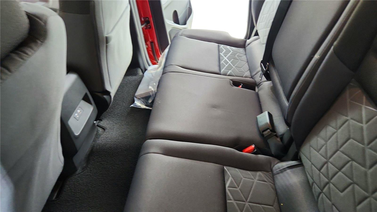 New 2026 Nissan Frontier SV w/ Tow Package image 19