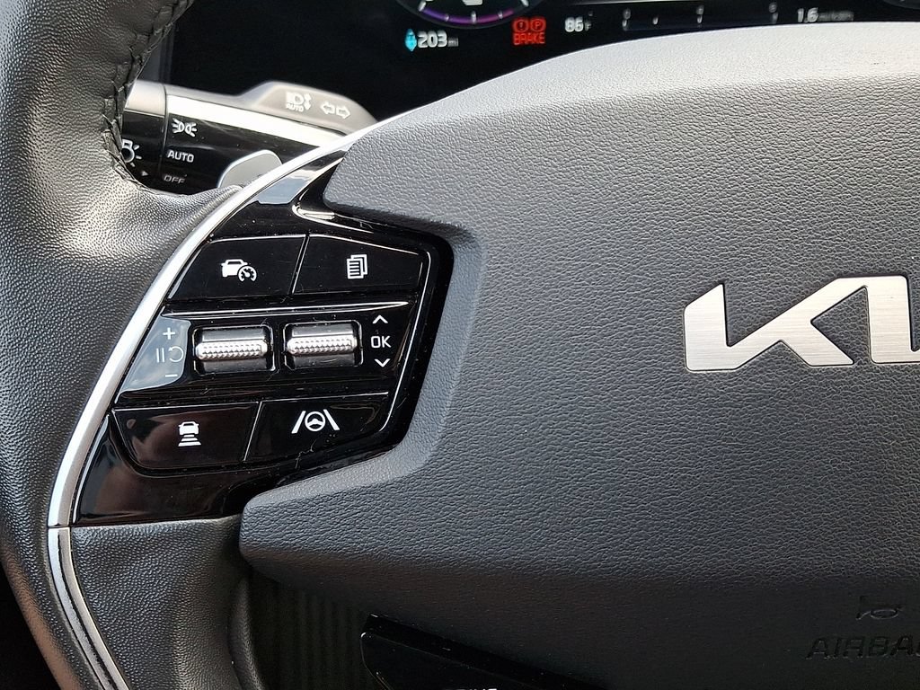 Certified 2023 Kia Niro Wind w/ Wind Preserve Package FWD image 21