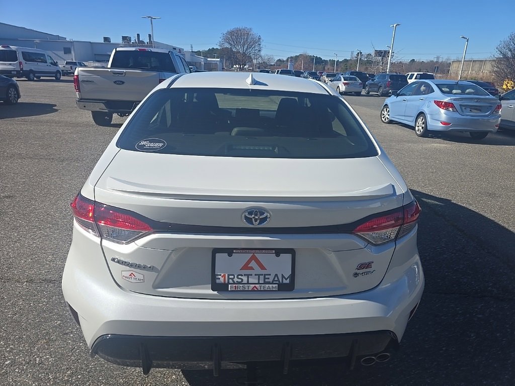 Used 2025 Toyota Corolla SE image 6
