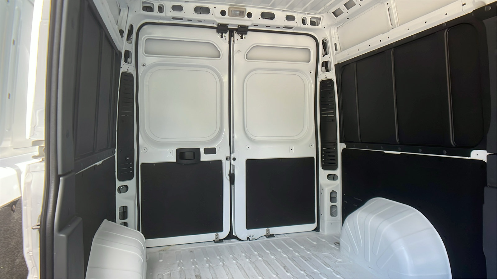 New 2025 RAM ProMaster 2500 w/ Safety Group FWD image 14