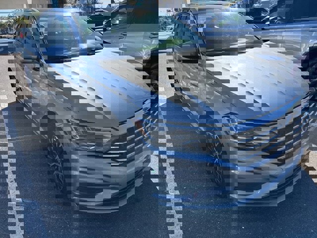 Used 2020 Volkswagen Jetta SE w/ SE Cold Weather Package 360° Tour