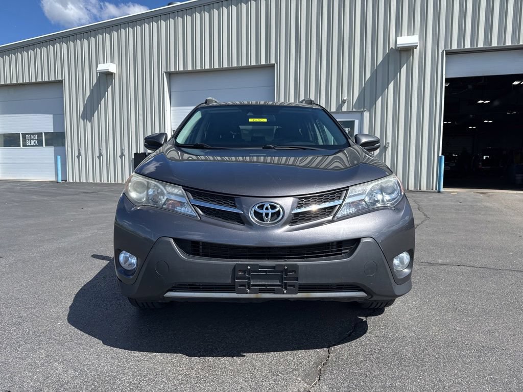 Used 2014 Toyota RAV4 Limited w/ Technology Package AWD/4WD image 2