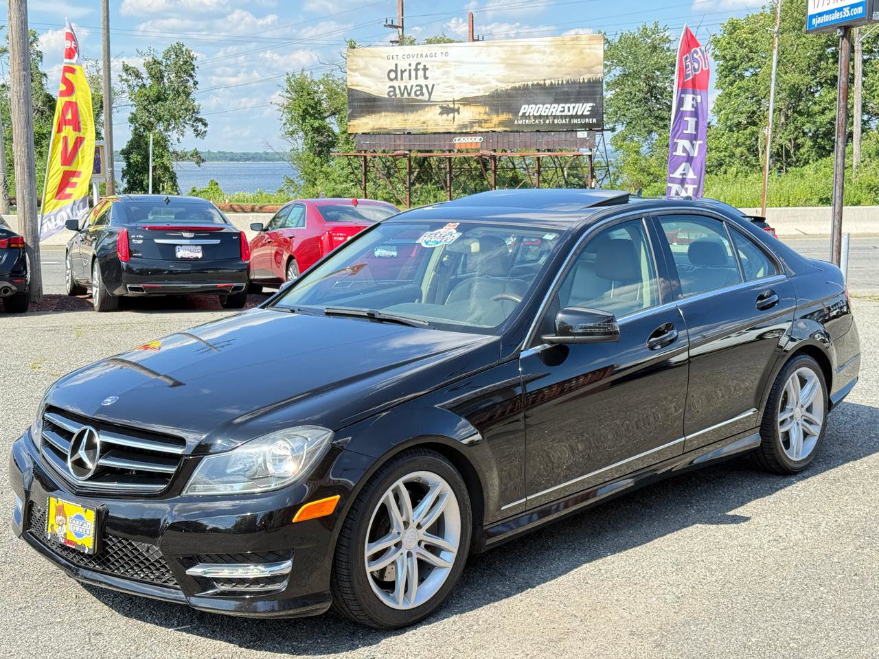 Used 2014 Mercedes-Benz C 300 4MATIC Sedan w/ Premium 1 Package image 8