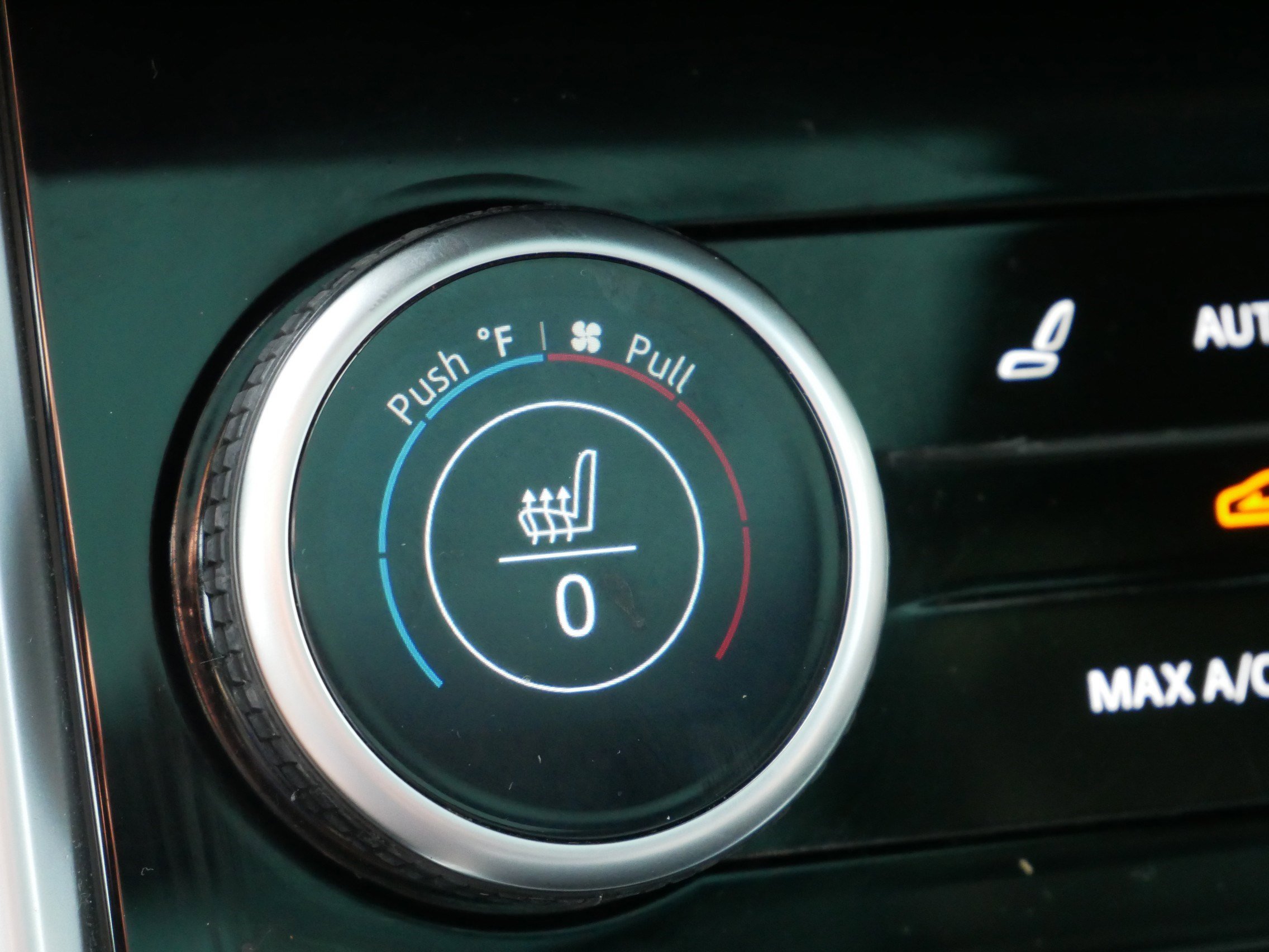 Used 2023 Land Rover Range Rover SE image 34