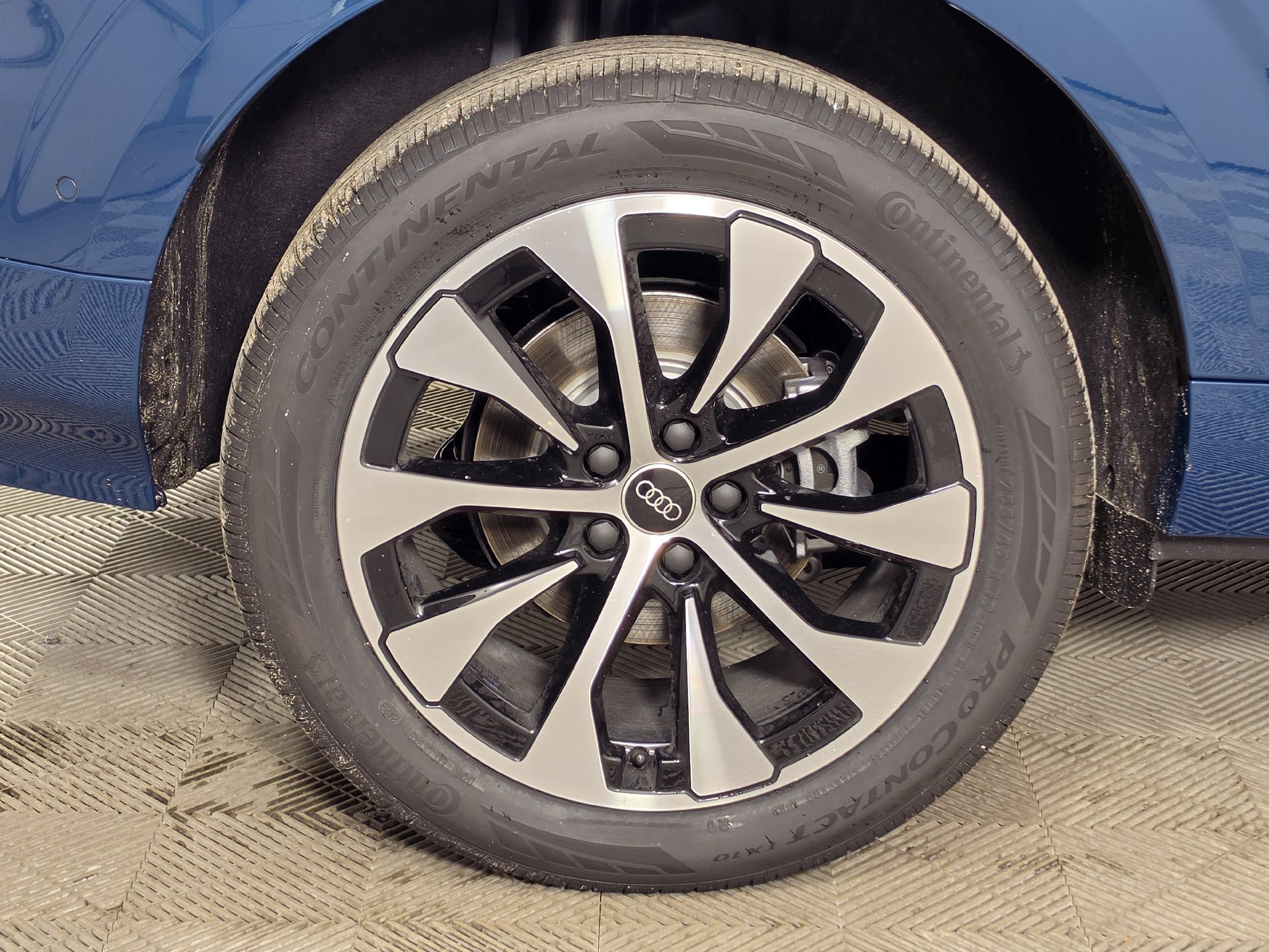 New 2026 Audi Q3 quattro 2.0T AWD/4WD image 41