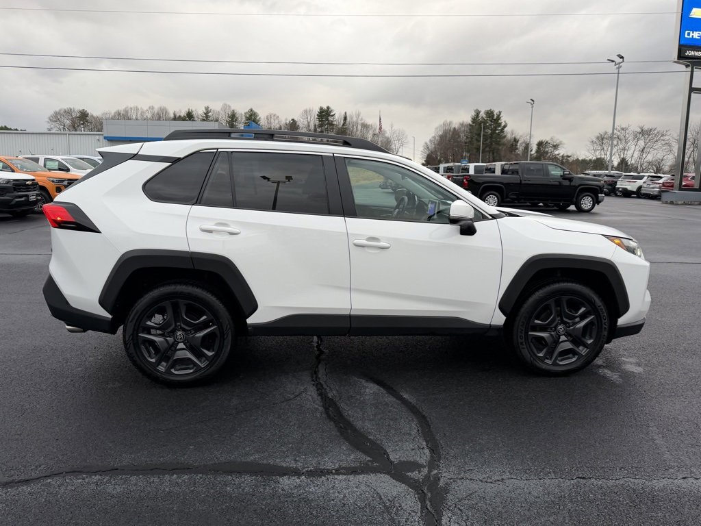 Used 2024 Toyota RAV4 Adventure image 11