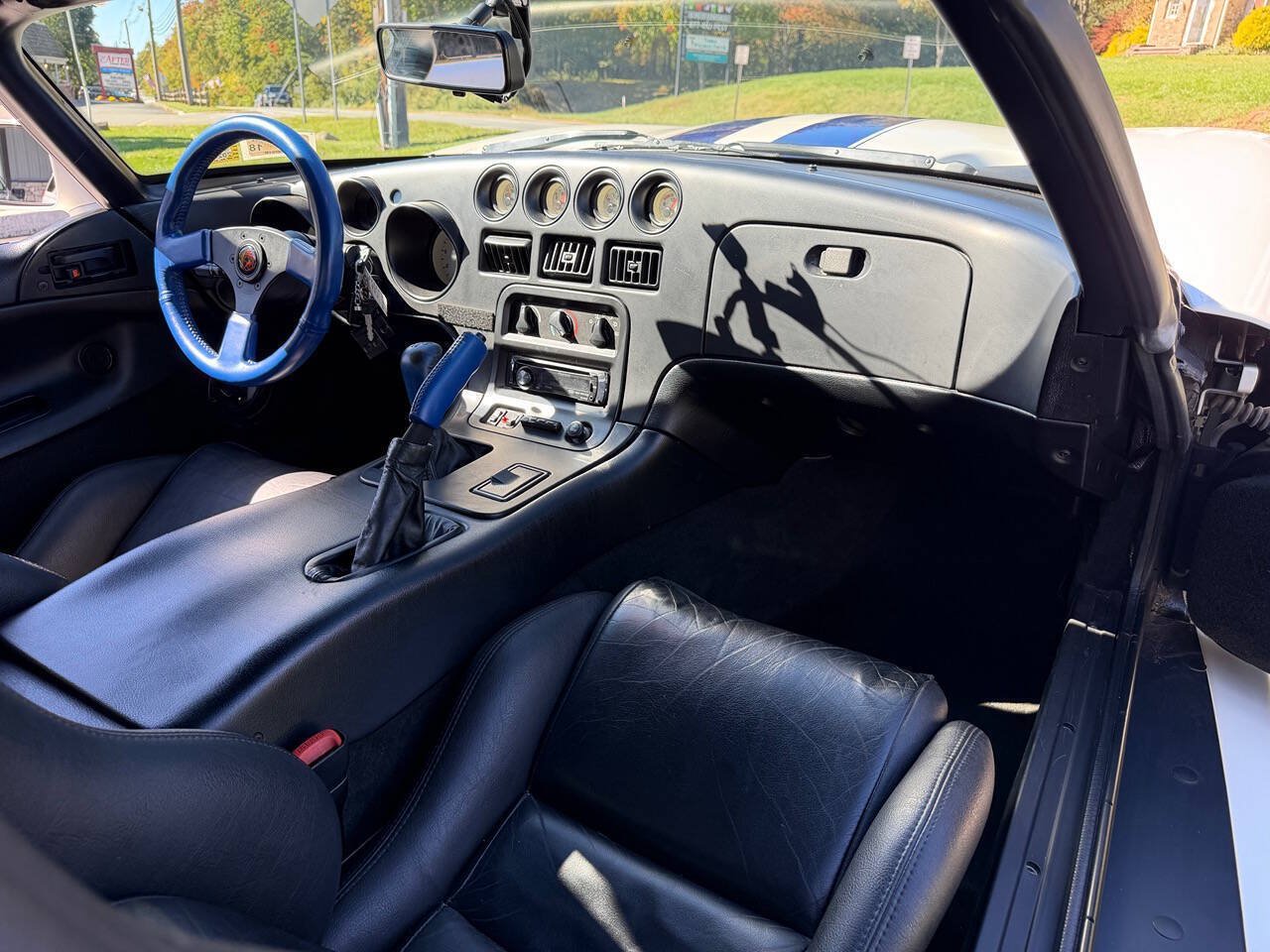 Used 1996 Dodge Viper RT/10 RWD image 15