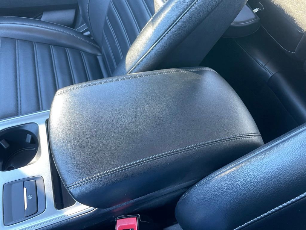 Used 2023 Ford Edge SEL image 47