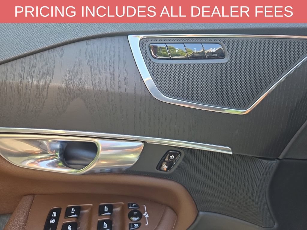 Used 2020 Volvo XC90 T6 Momentum w/ Protection Package Premier AWD/4WD image 8