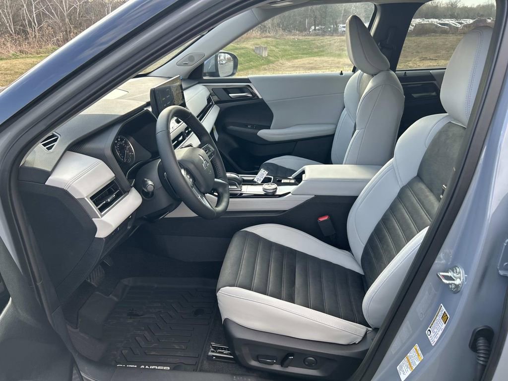 New 2026 Mitsubishi Outlander SE AWD/4WD image 21
