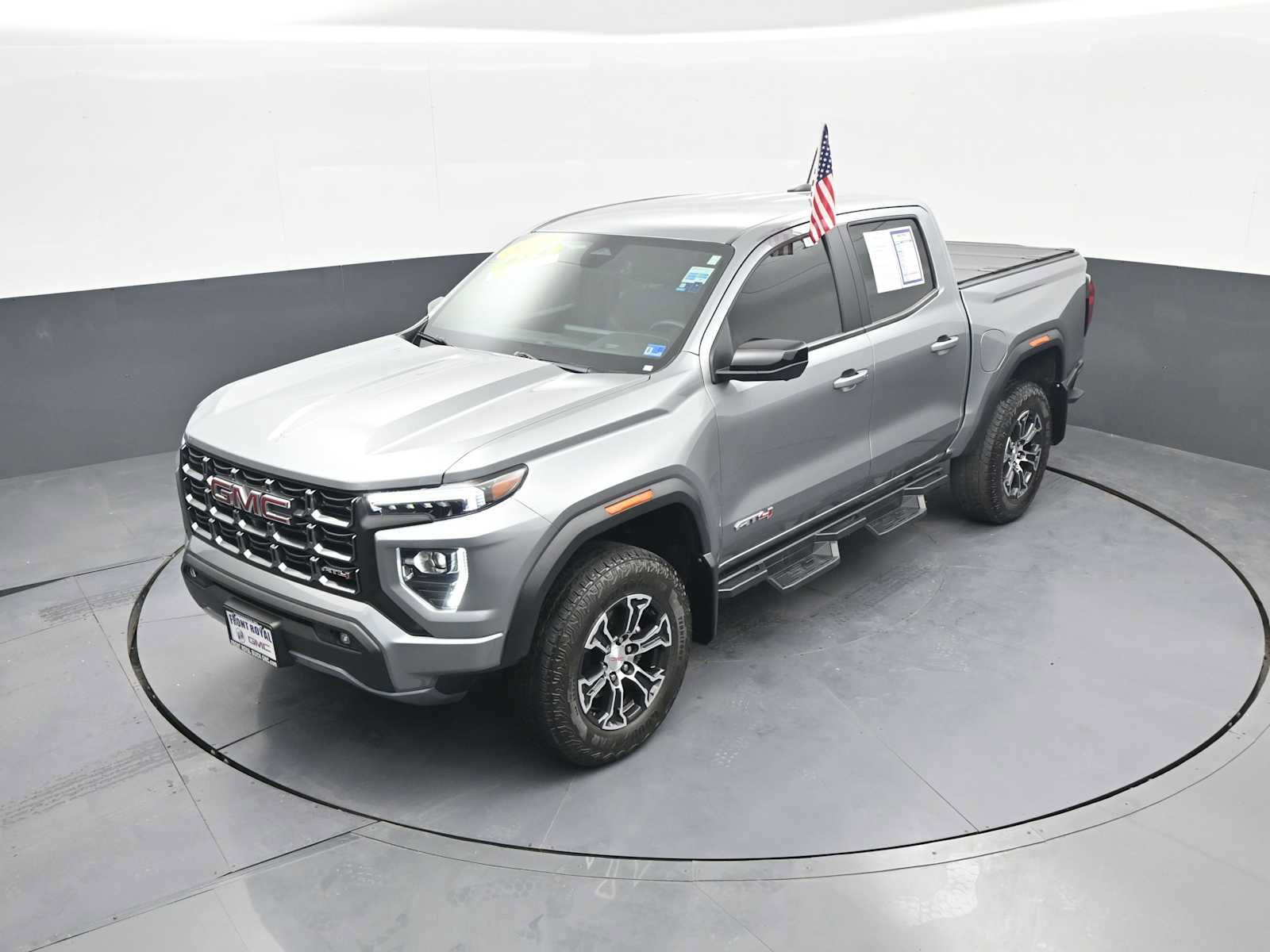 Used 2024 GMC Canyon AT4 w/ Technology Package AWD/4WD image 32