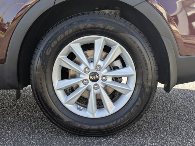 Used 2020 Kia Sorento LX w/ LX I4 Convenience Package image 13