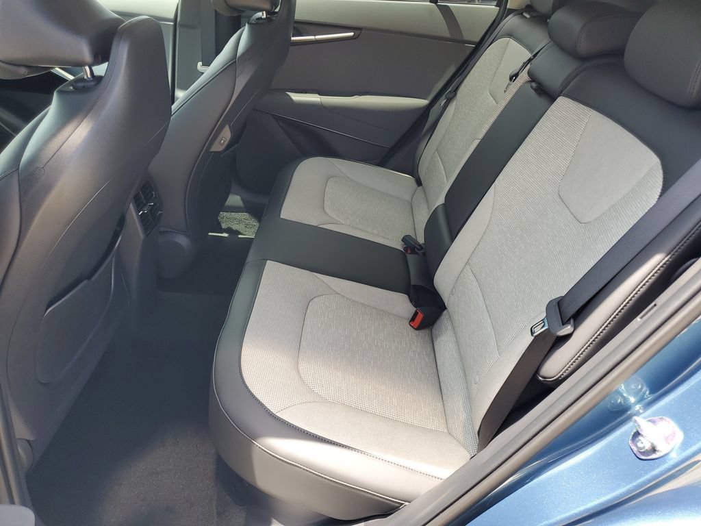New 2026 Kia Niro FWD image 22