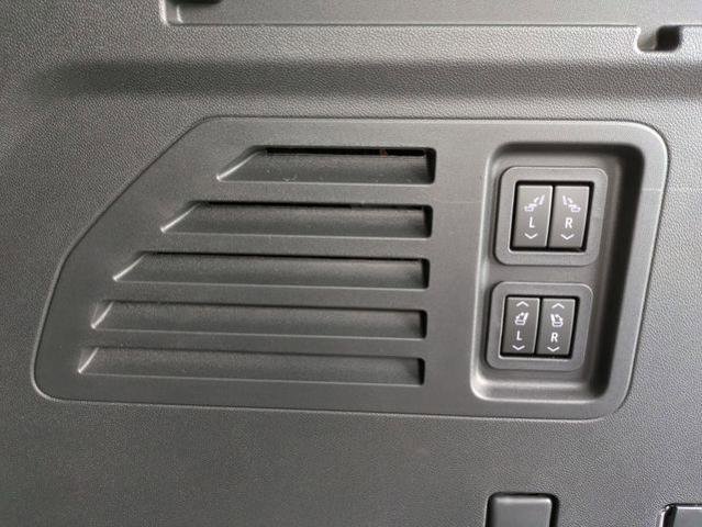 New 2026 Chevrolet Traverse RS w/ LPO, Floor Liner Package FWD image 28