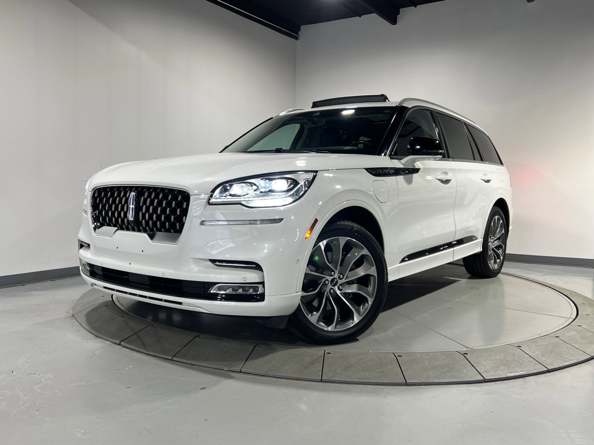 Used 2020 Lincoln Aviator Grand Touring w/ Equipment Group 302A