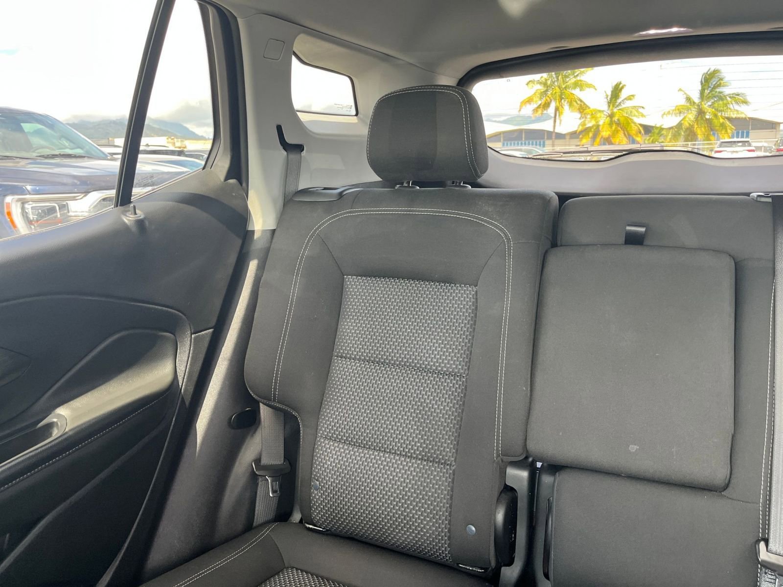 Used 2024 GMC Terrain SLE FWD image 39