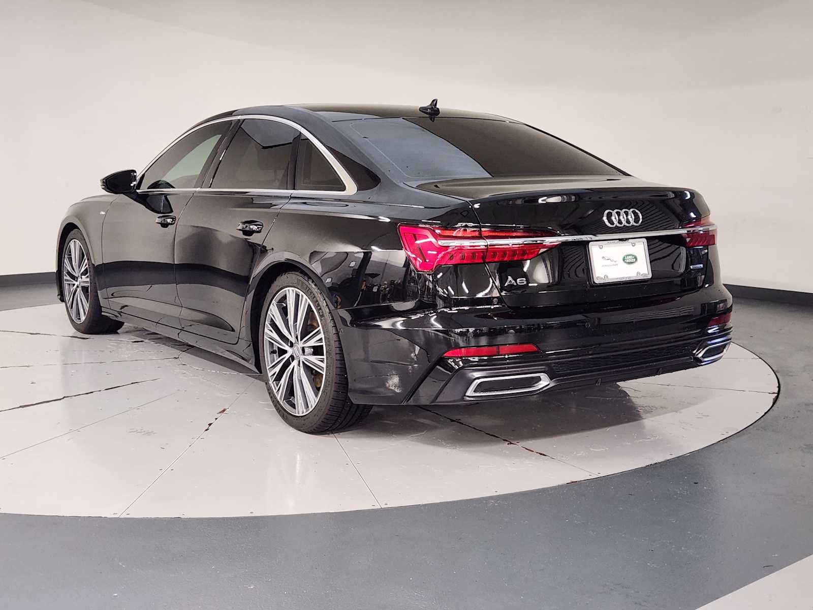 Used 2019 Audi A6 3.0T Premium Plus w/ Premium Plus Package AWD/4WD image 6