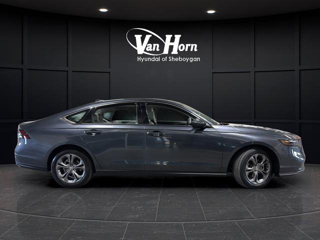 Used 2024 Honda Accord EX image 2