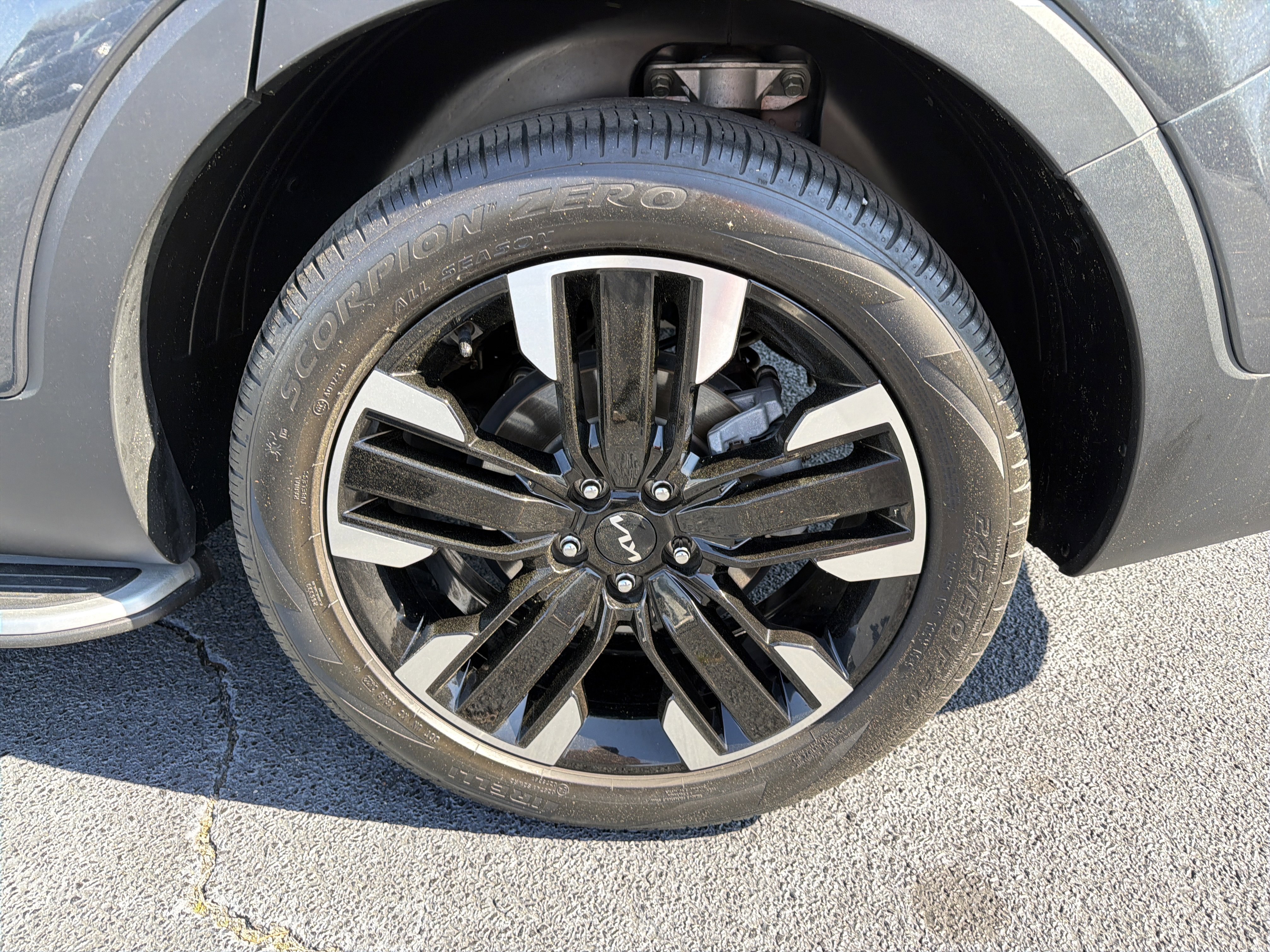 Used 2023 Kia Telluride SX image 18