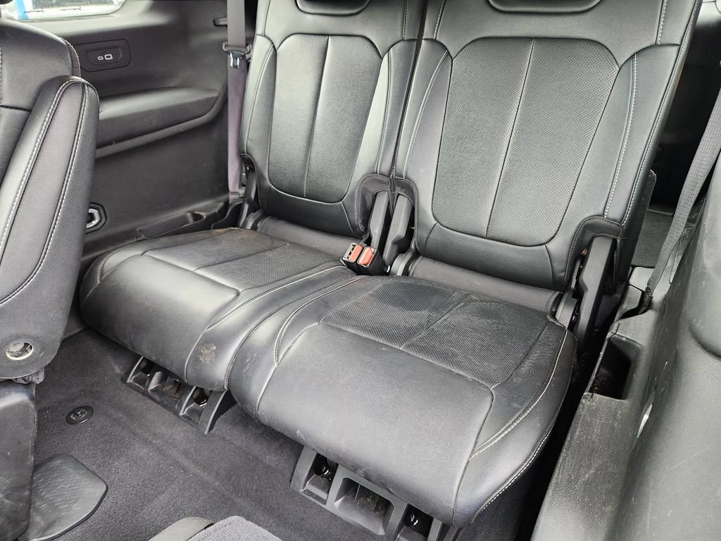 Used 2024 Jeep Grand Cherokee L Limited w/ Luxury Tech Group II AWD/4WD image 9