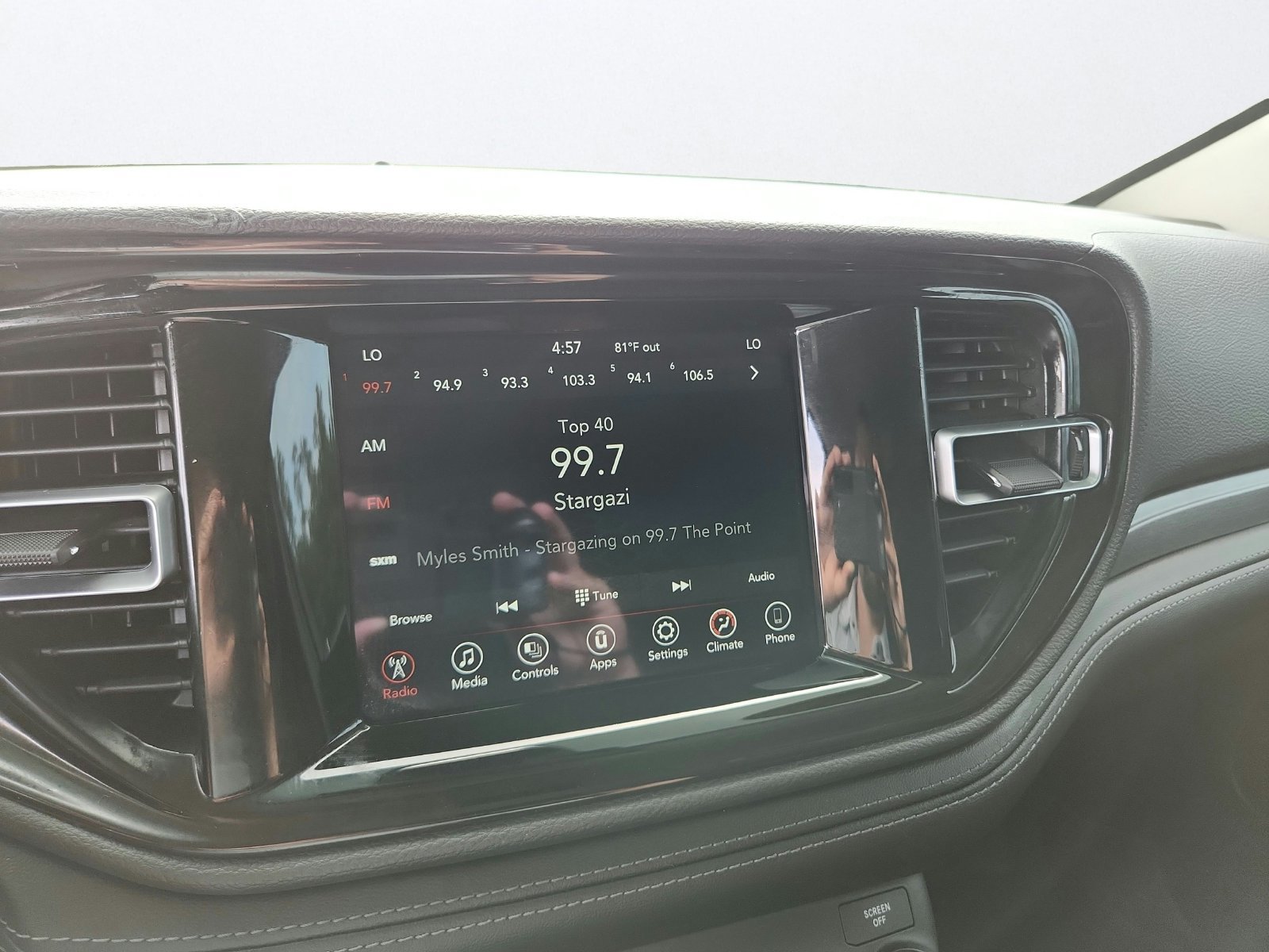 Used 2022 Dodge Durango SXT AWD/4WD image 31