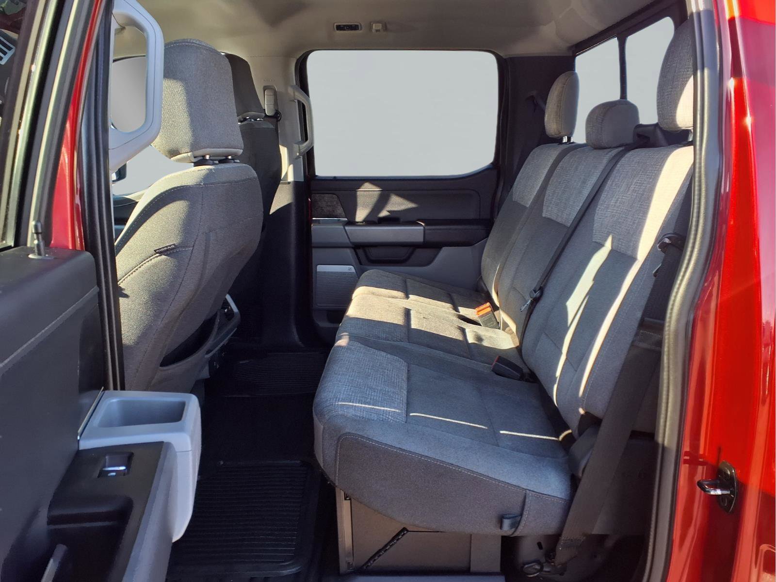 Used 2022 Ford F150 XLT w/ Equipment Group 302A High image 13