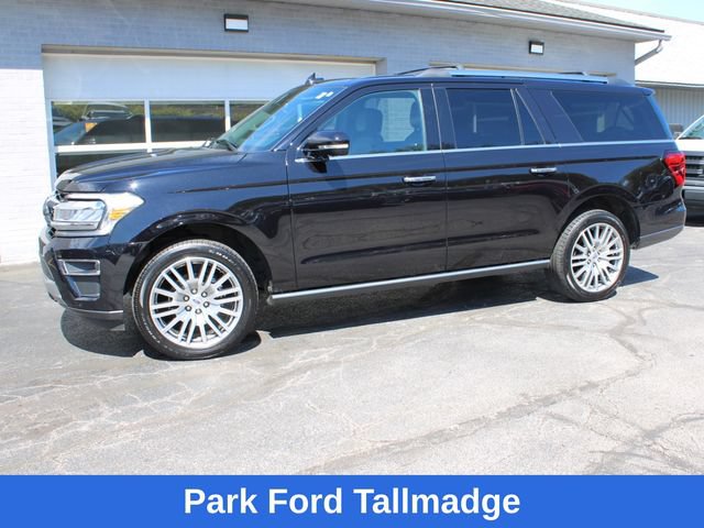 Used 2023 Ford Expedition Max Limited AWD/4WD image 2