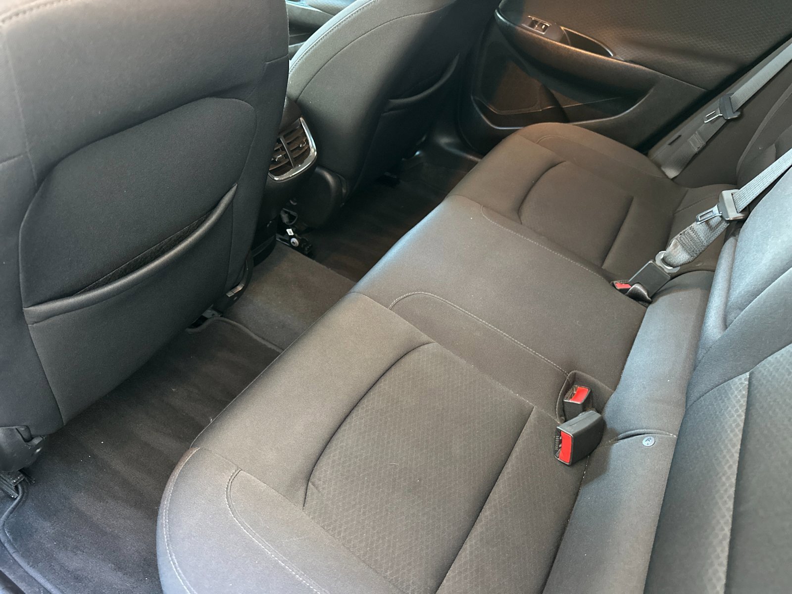 Used 2020 Chevrolet Malibu LT image 13