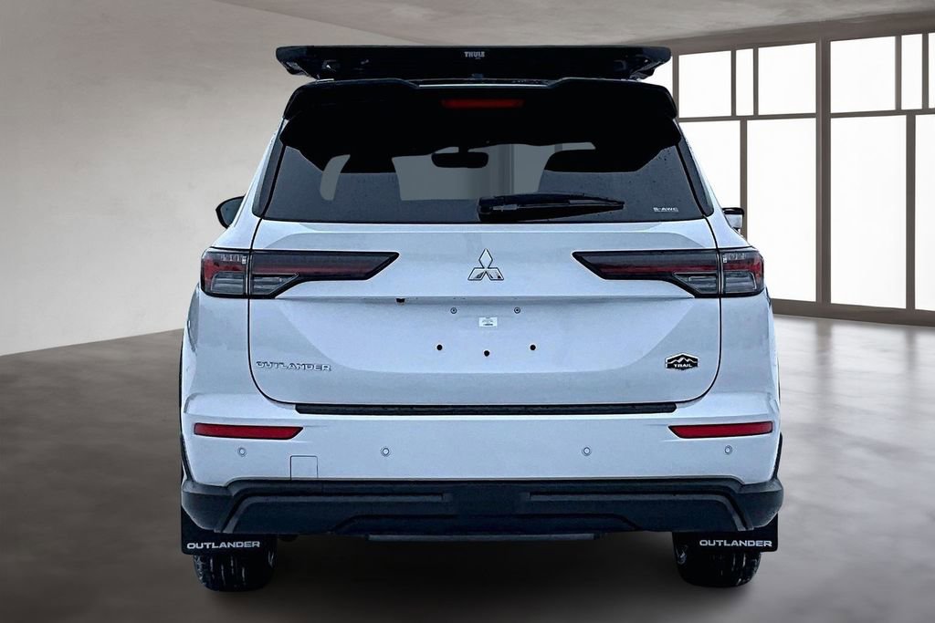 New 2026 Mitsubishi Outlander Trail Edition image 5