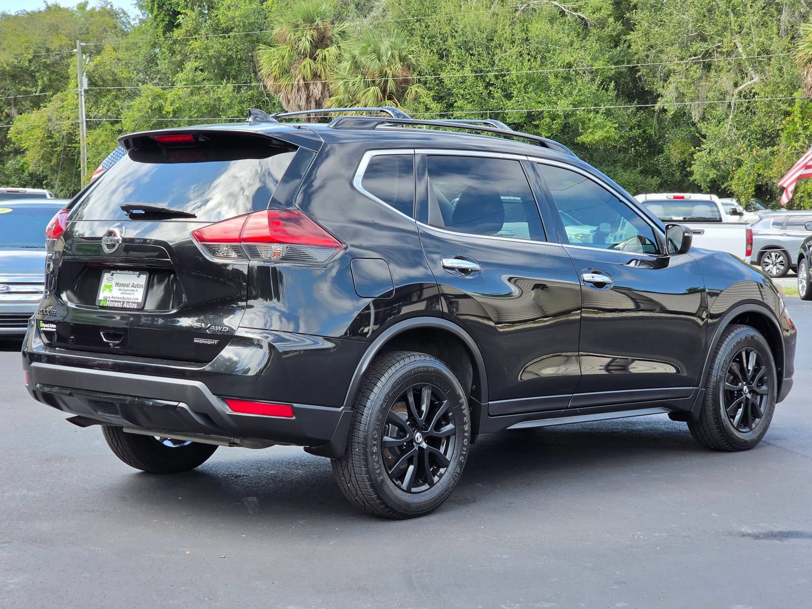 Used 2018 Nissan Rogue SV AWD/4WD image 5