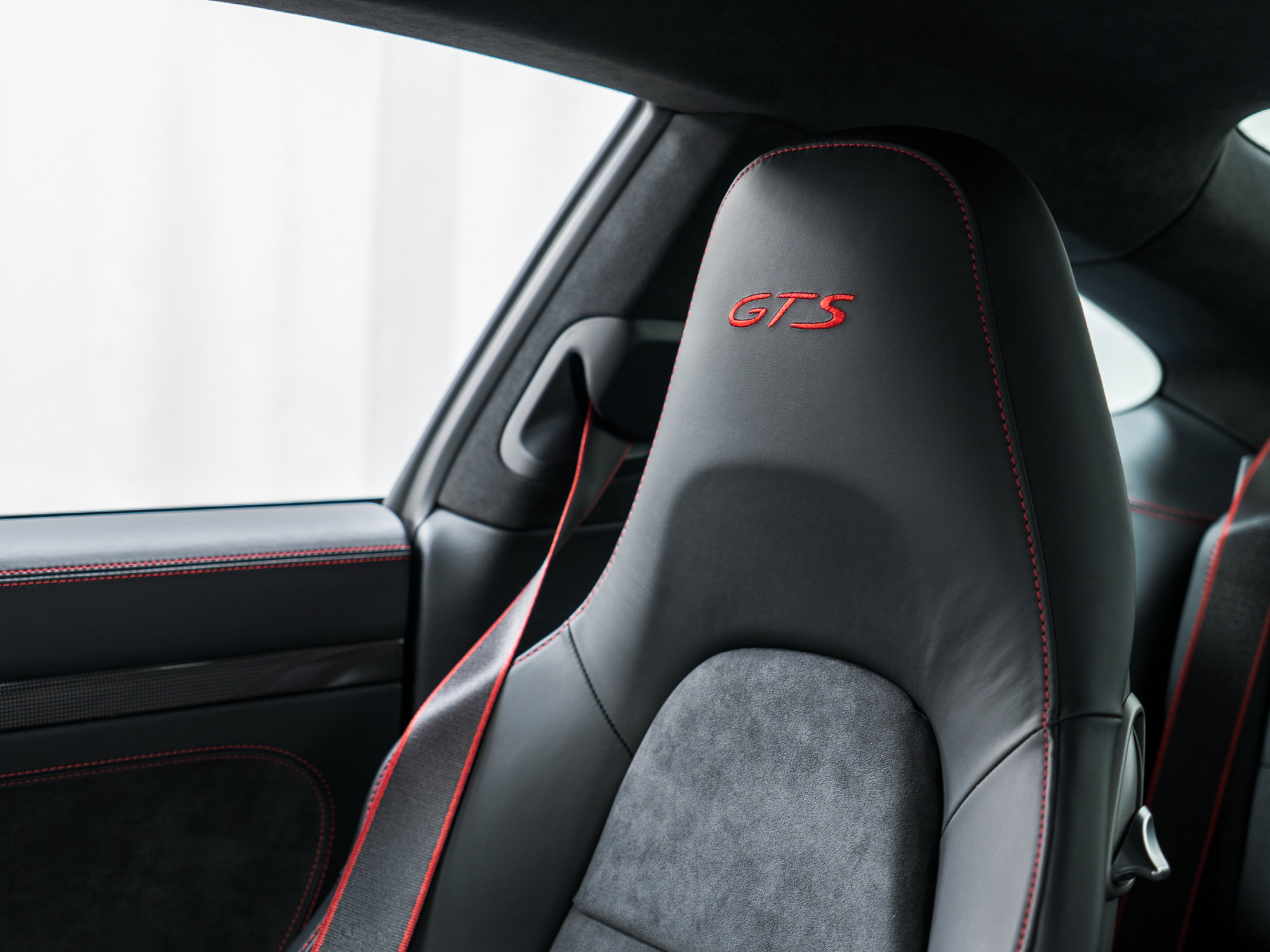 Certified 2016 Porsche 911 Carrera GTS image 20